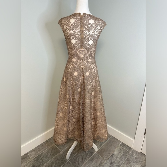 Anthropologie x BHLDN Sara Emanuel Presley  Embroidered Dress Gown  Neutral Sz 0 - Picture 4 of 17